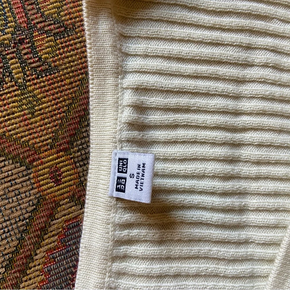 Butter yellow Ribbed Button-Up Cardigan - Picture 2 of 2